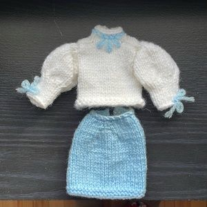 Knit / crochet Barbie sweater & skirt